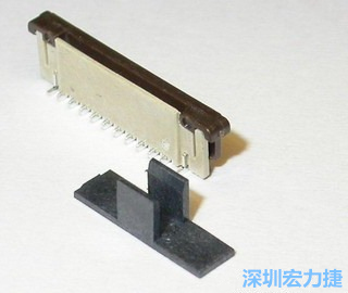 最后變更回塑膠蓋子 (cap)，但改為夾外側